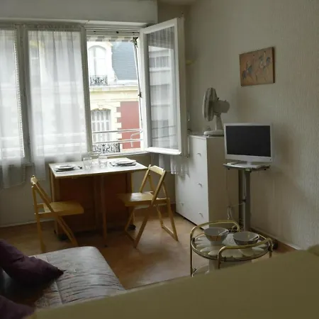 Studio Biarritz, 1 Piece, 2 Personnes - Fr-1-248-63 Apartment